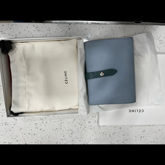 Celine Wallet - Picture 4 of 7